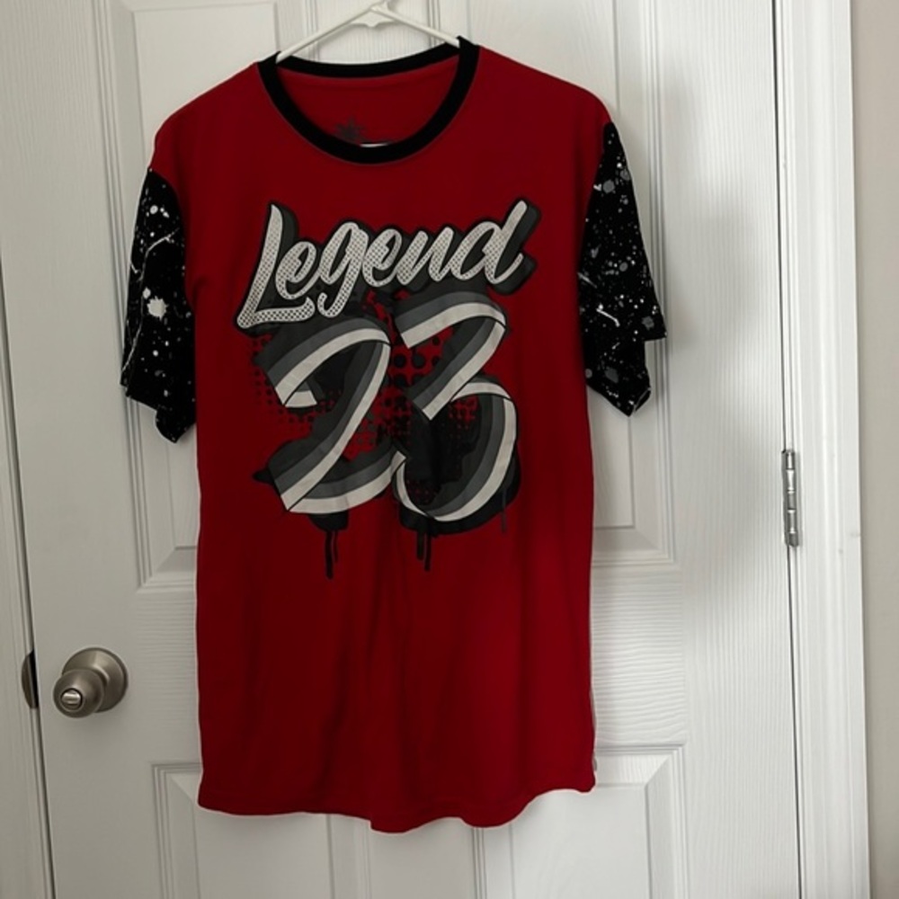 Vibes mens red, black& white short sleeve teeshirt